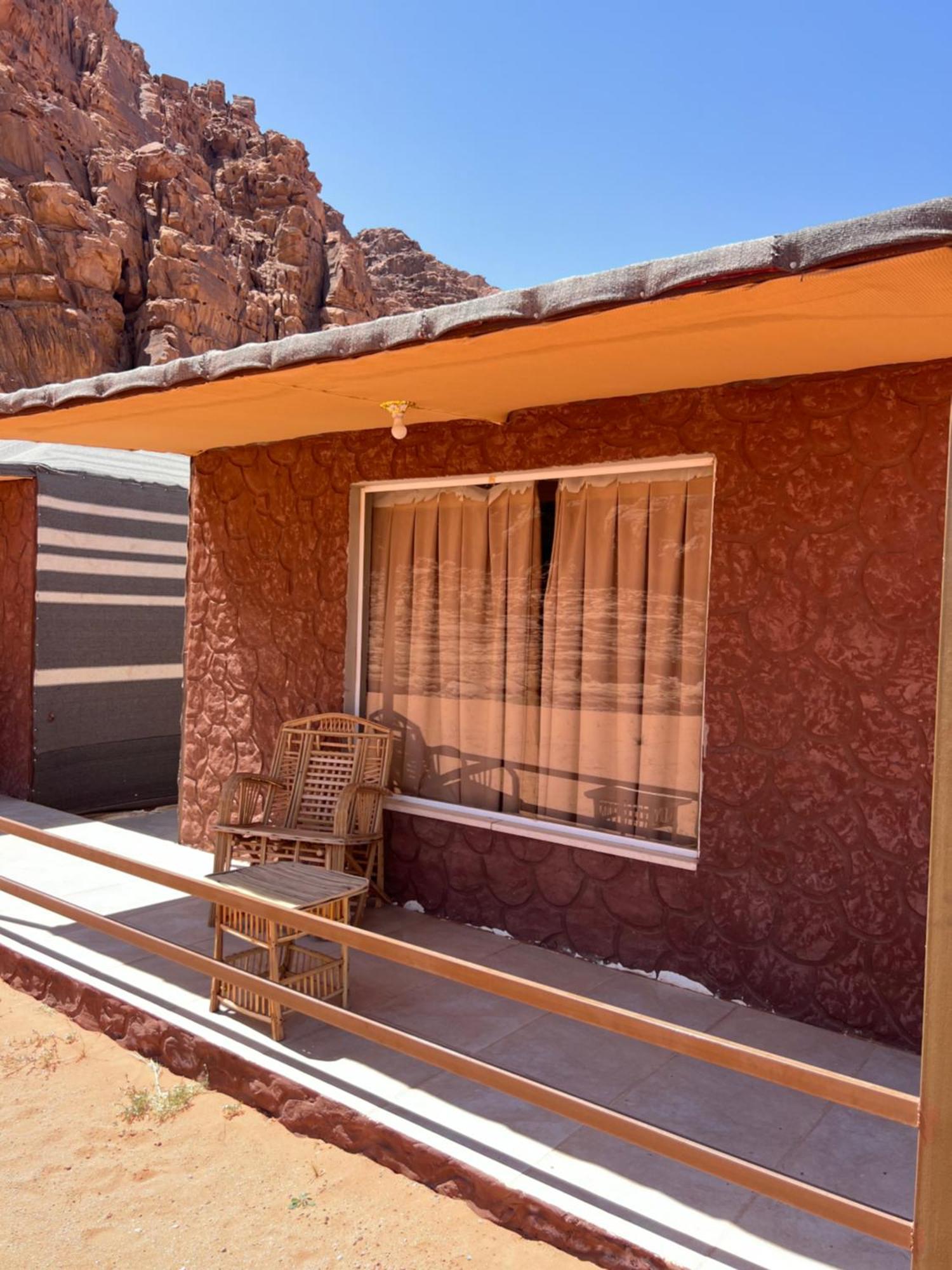 Angelina Wadi Rum Camp Exteriör bild